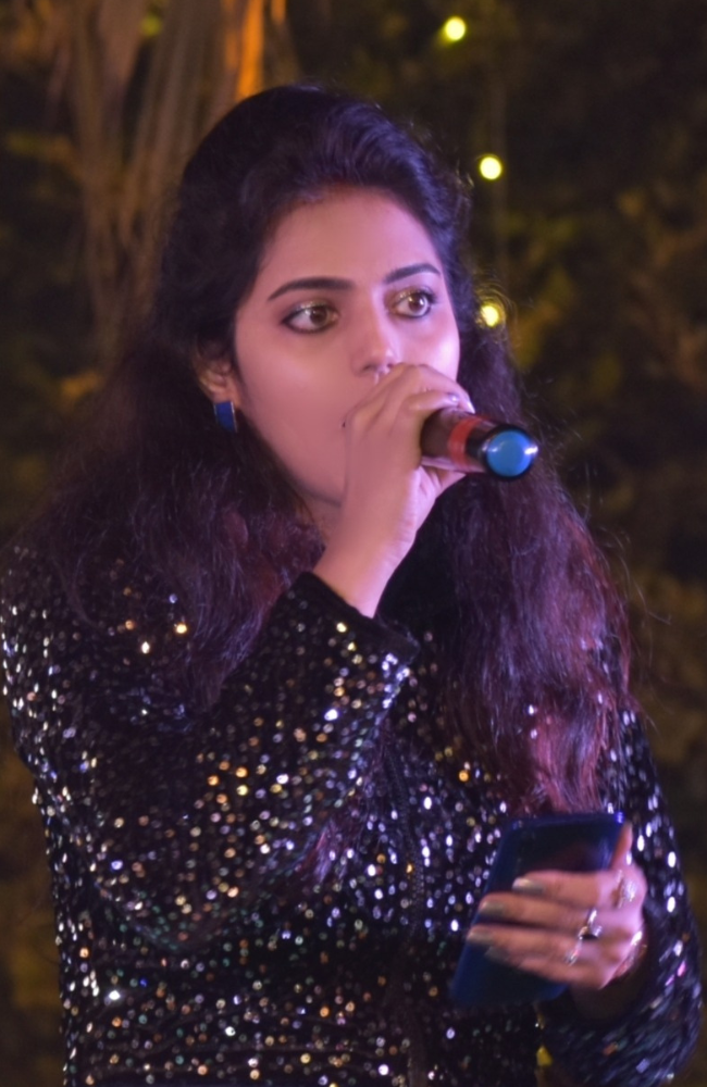 Ratnapriya Singing Photo 4 for Portfolio